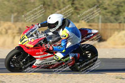 media/Dec-07-2024-CVMA (Sat) [[21c5f1ef85]]/Race 11-Amateur Supersport Open/